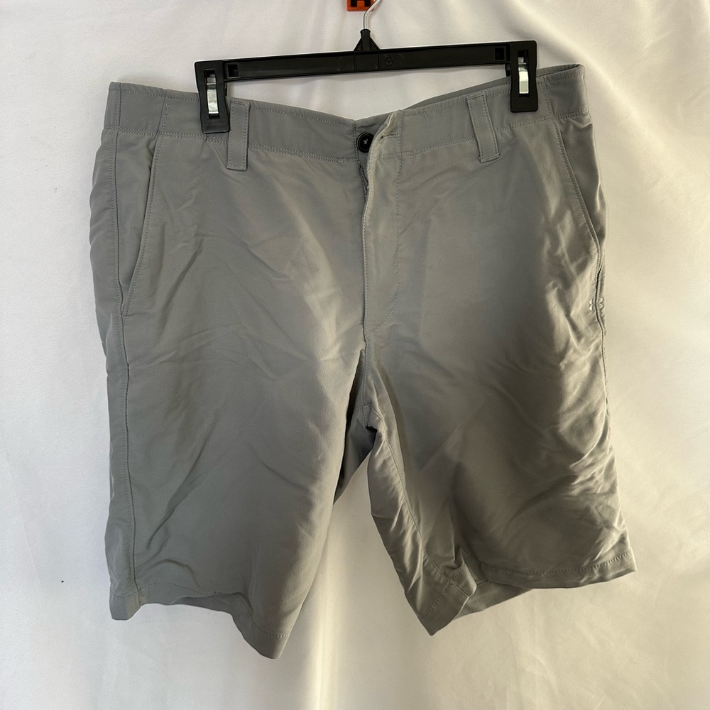 Under Armour Men’s Chino Shorts Dri-Fit size 36
